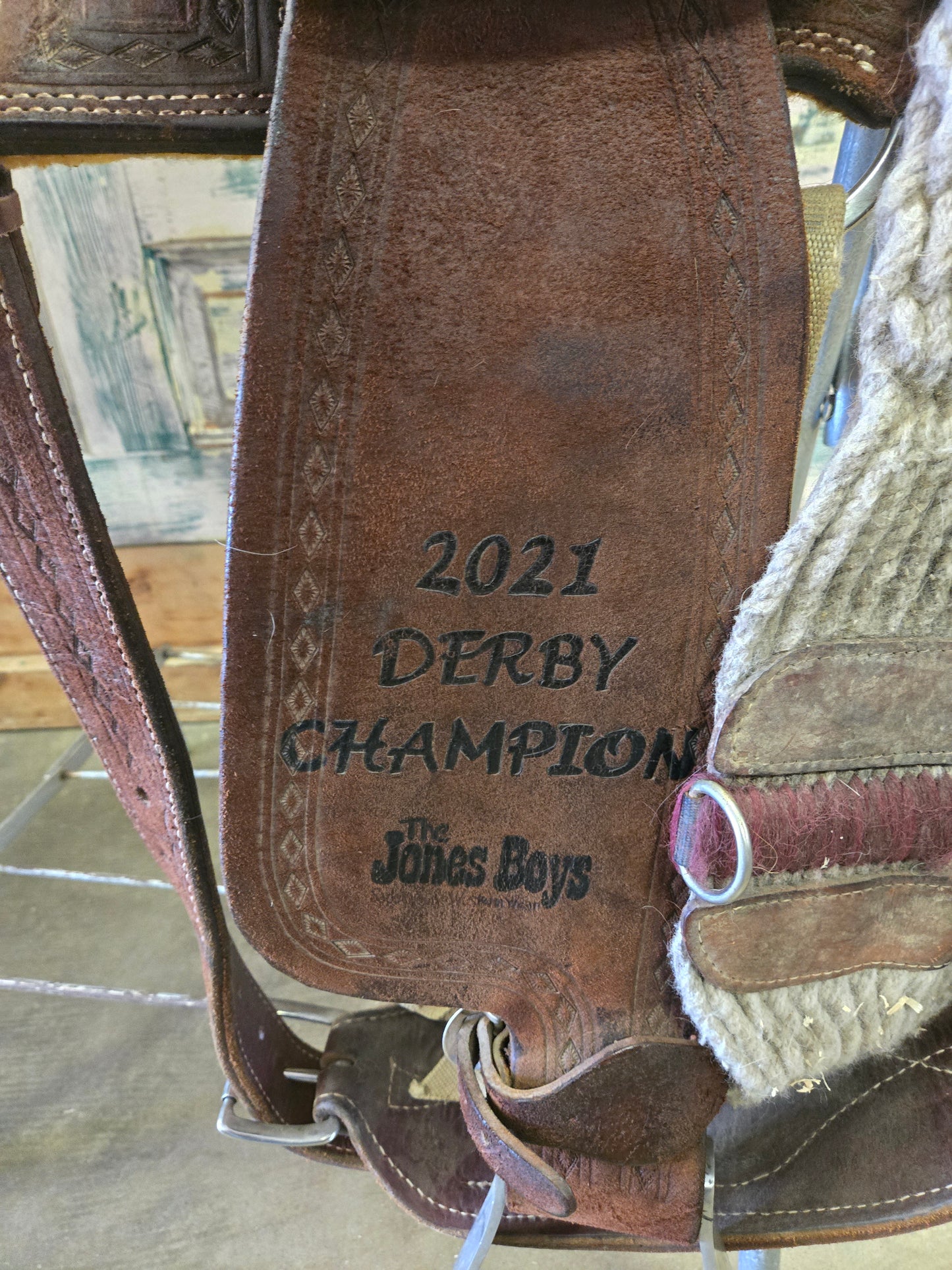 Big Bang Trophy Barrel Saddle