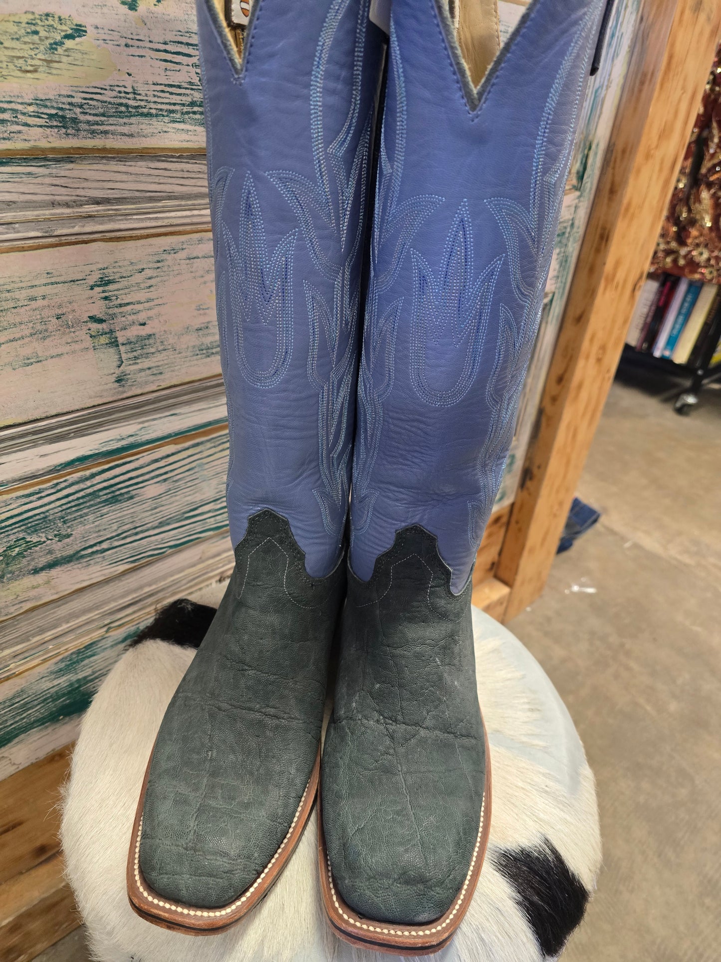 NEW Blue Topped Elephant Vamp                          Boots