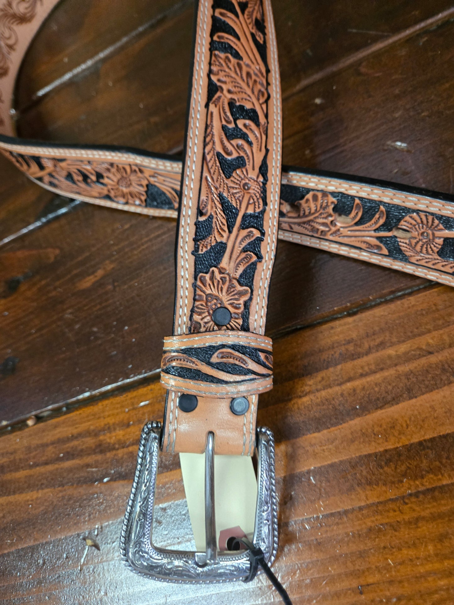 NEW Men's Carved Leather Belt