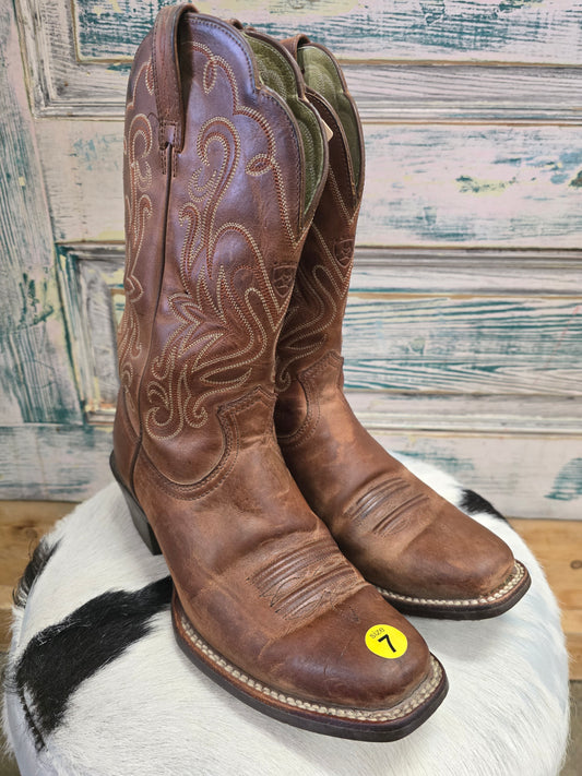 Snip Toe Brown Ladies Boot