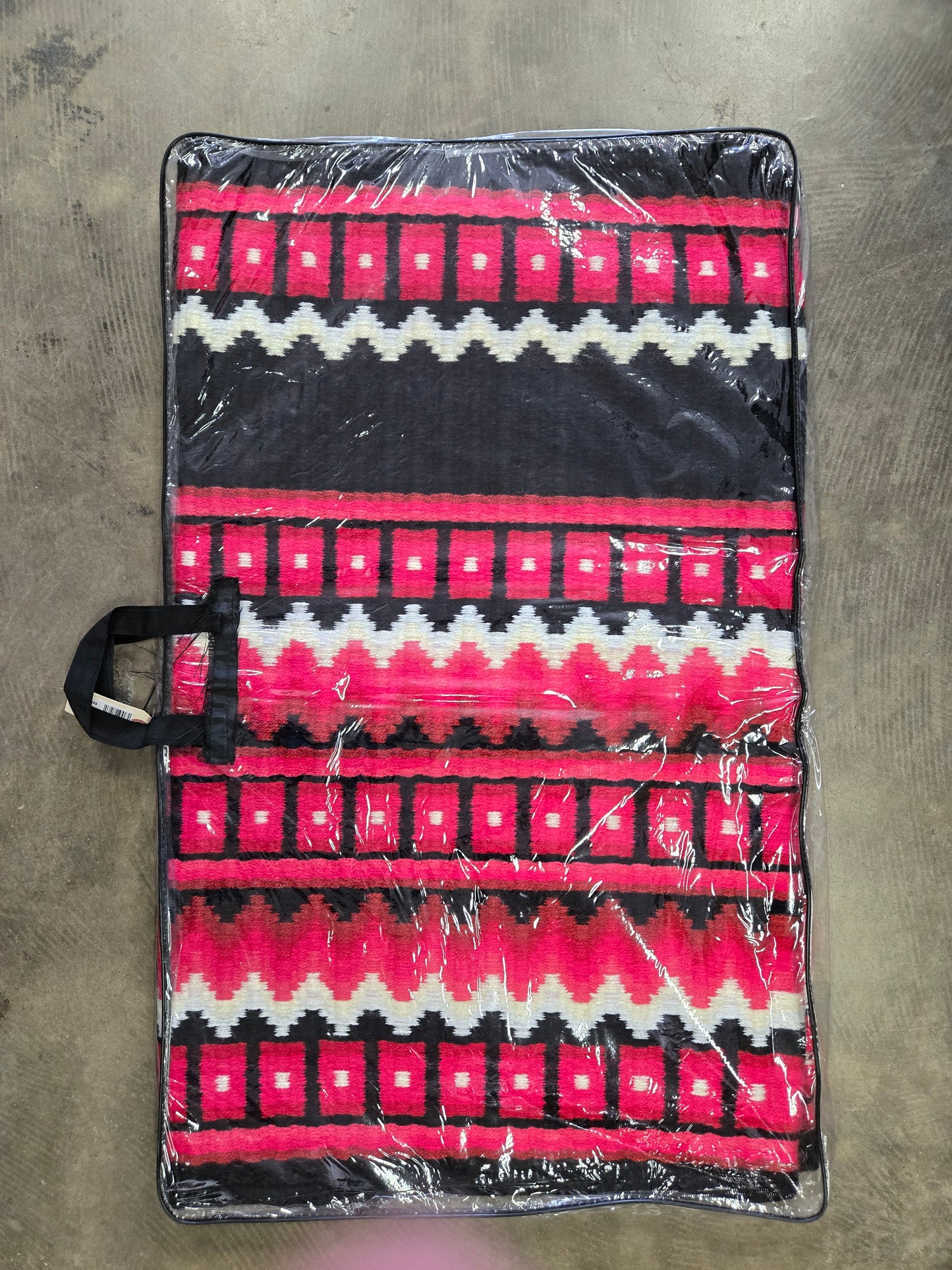 NEW Show Pad-Fushia- Black-White