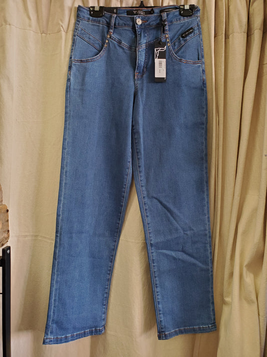 NEW High Waisted Jeans