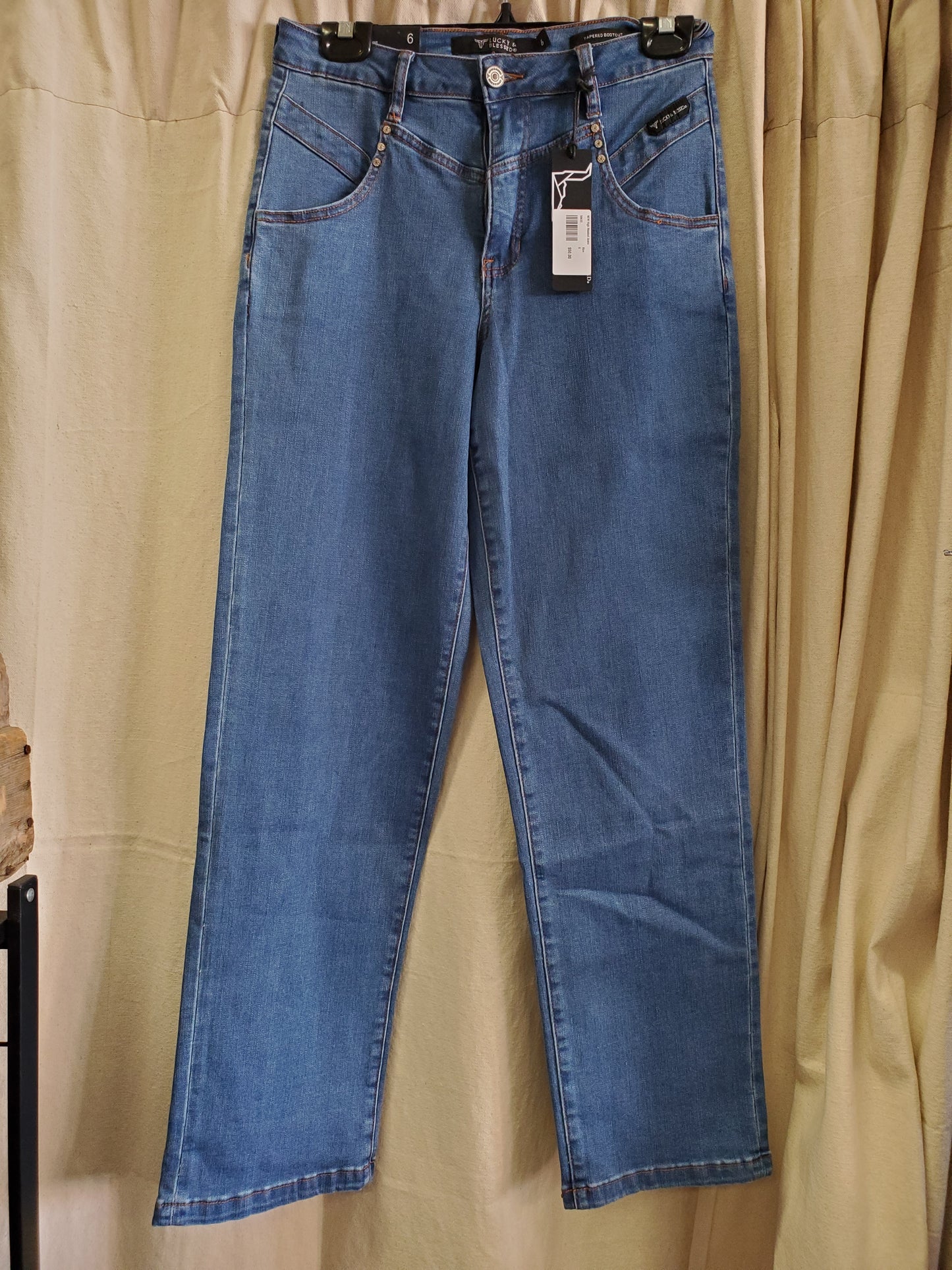 NEW High Waisted Jeans