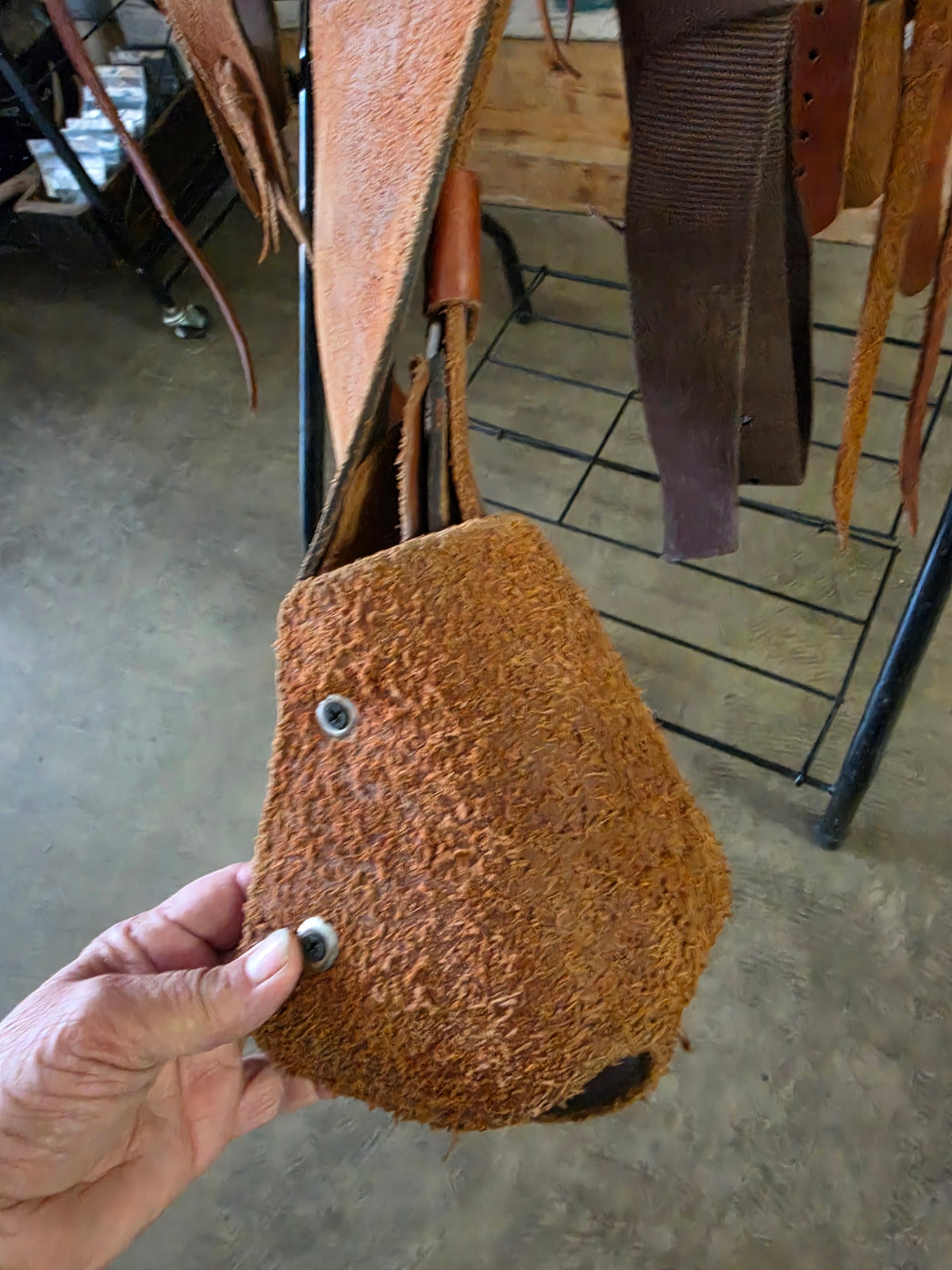 11 Inch Full Rough Out                           Kids Saddle