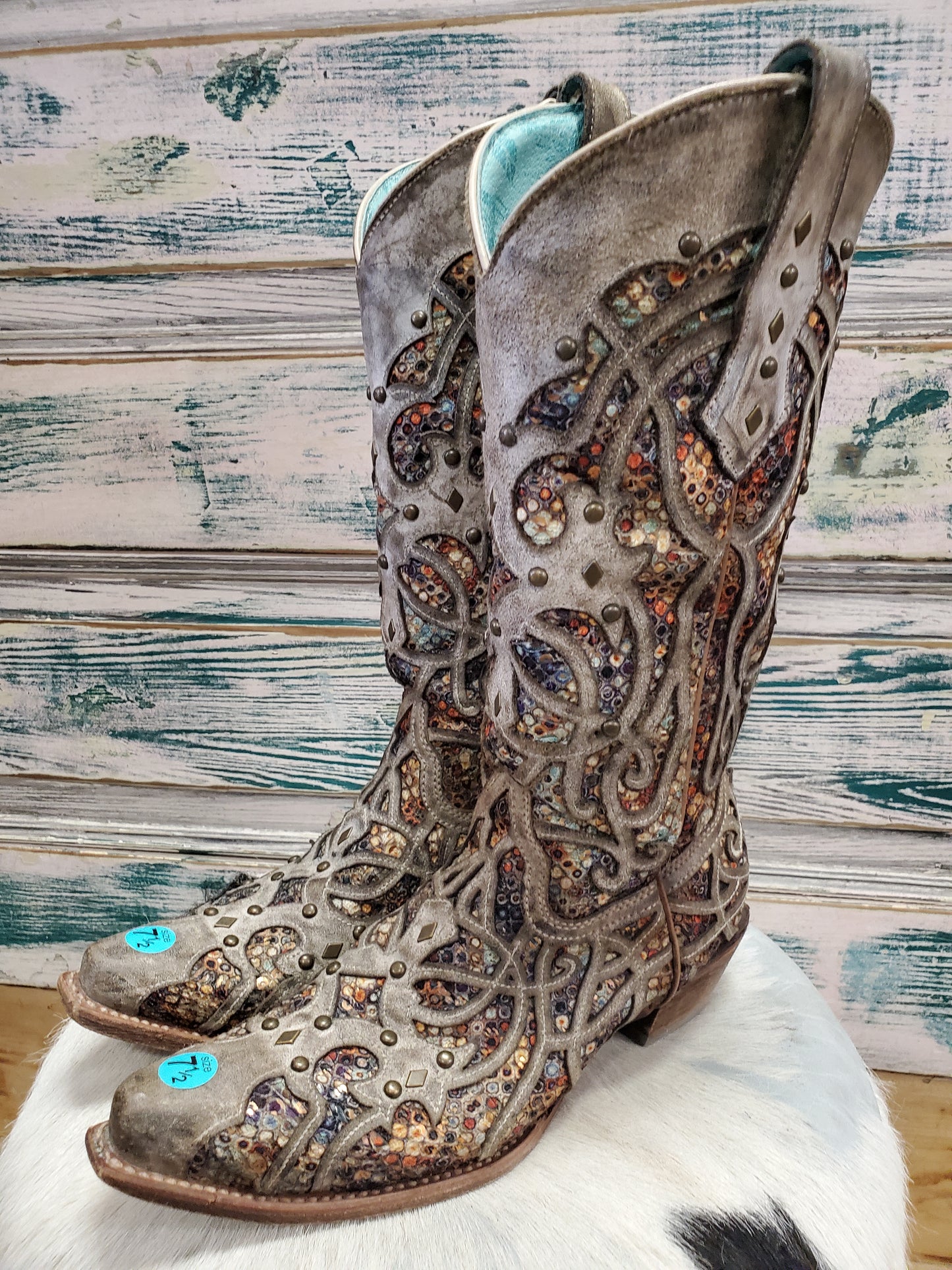 Cut Out  Embelished Boots