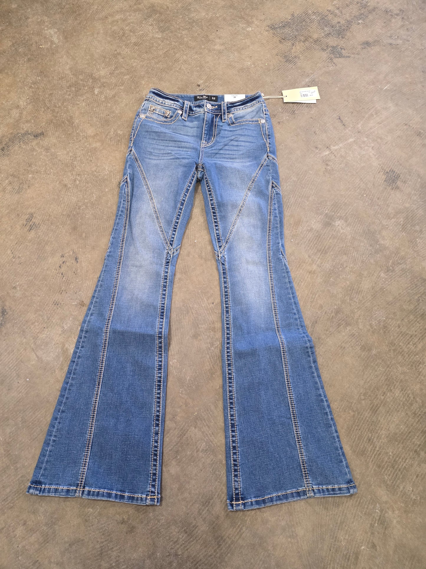 NEW Ladies Miss Me Jeans