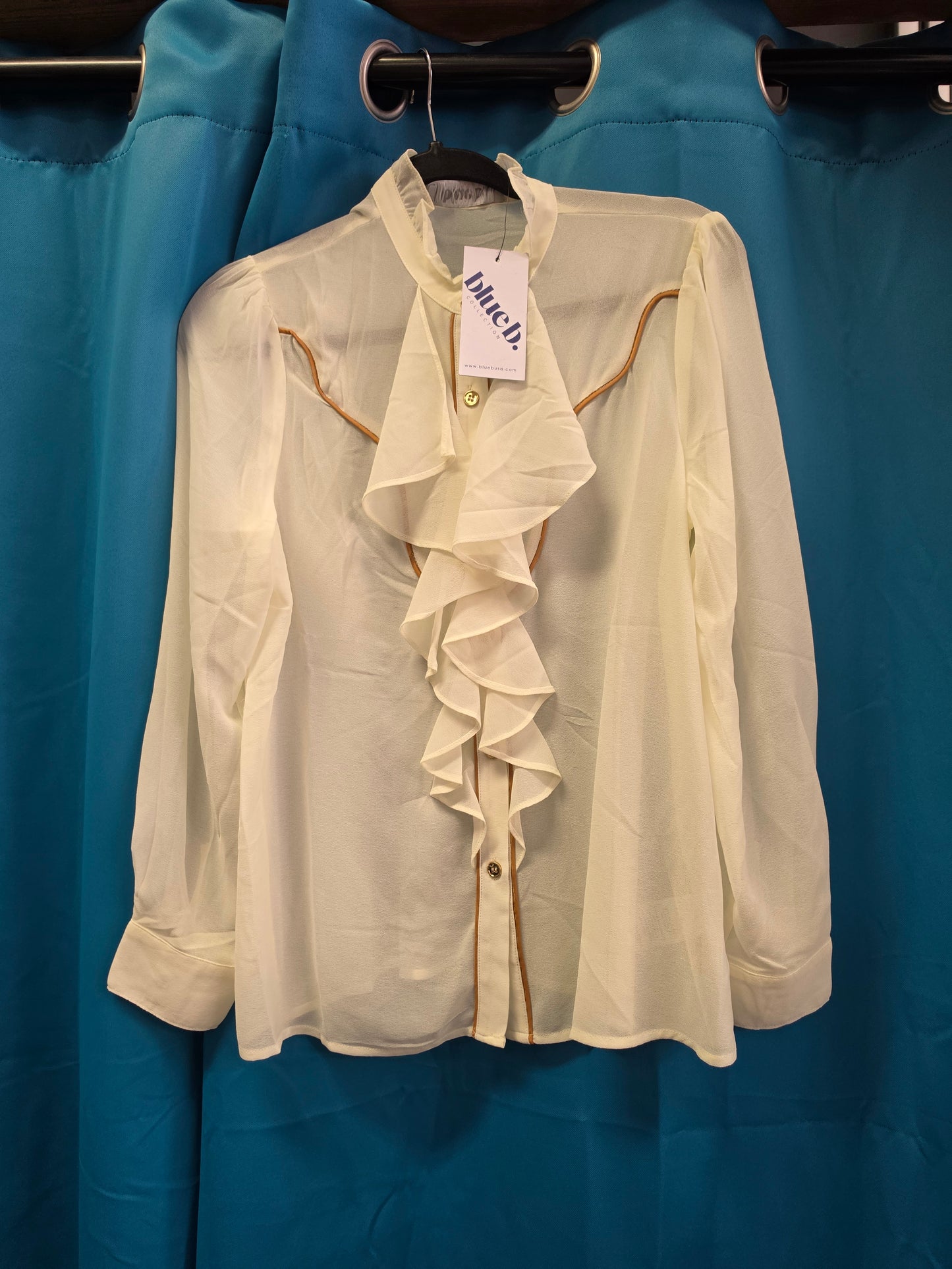 NEW Cream Ruffle Chelsea Blouse