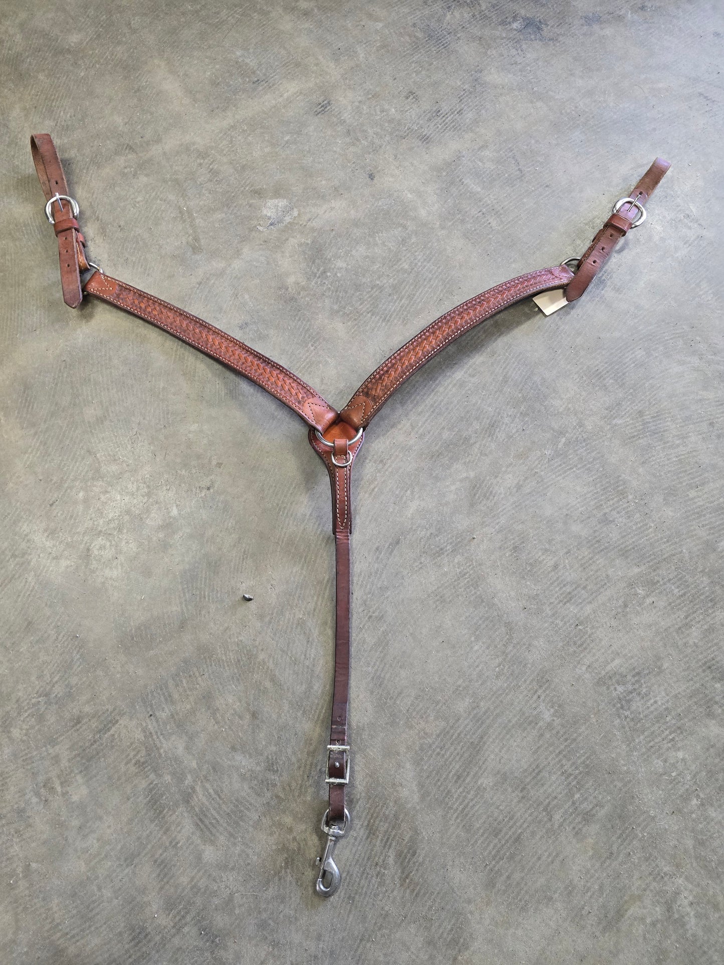 Basket Stamped Breast Collar