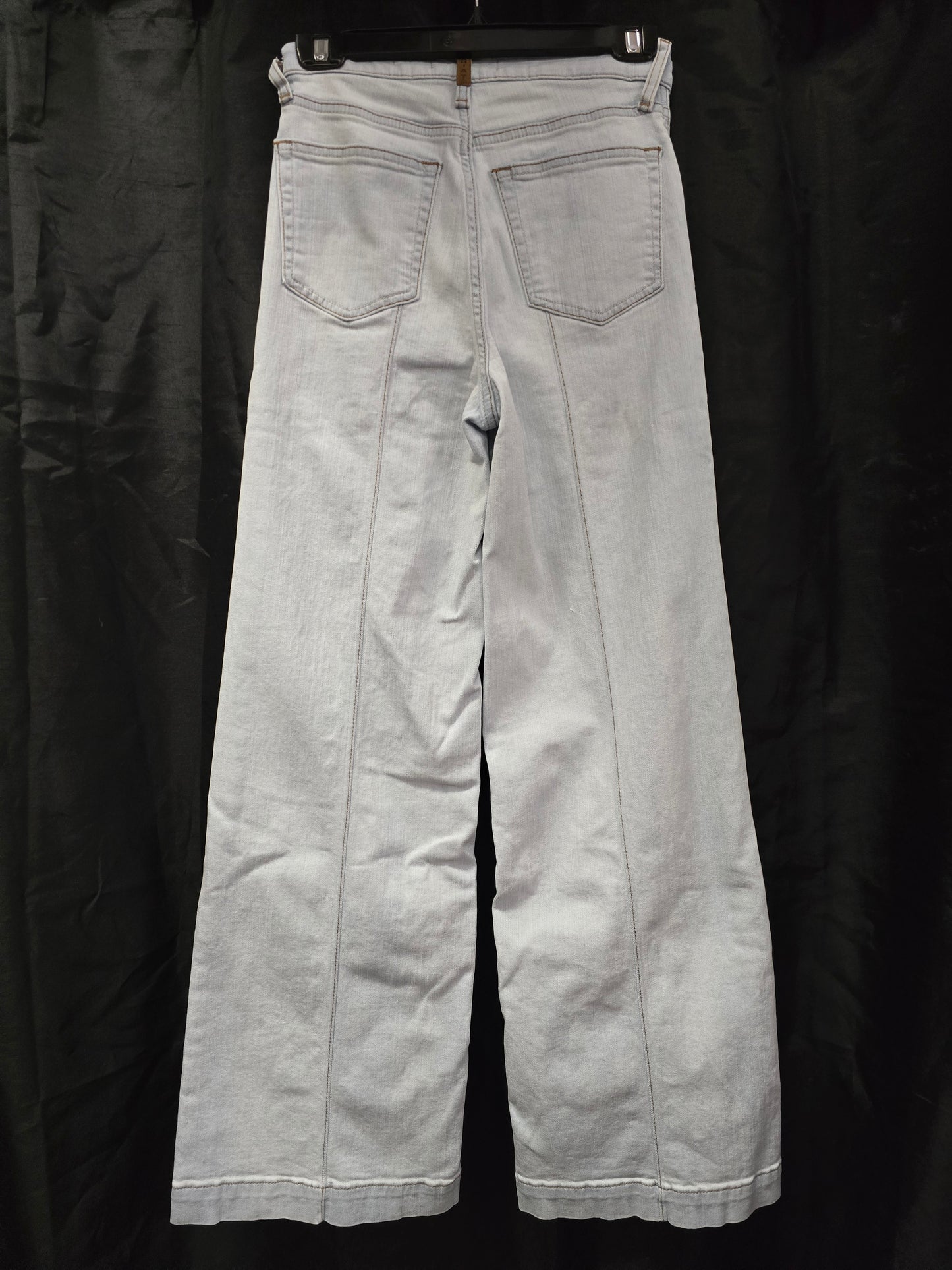 NWOT Light Wash Ariat Jeans