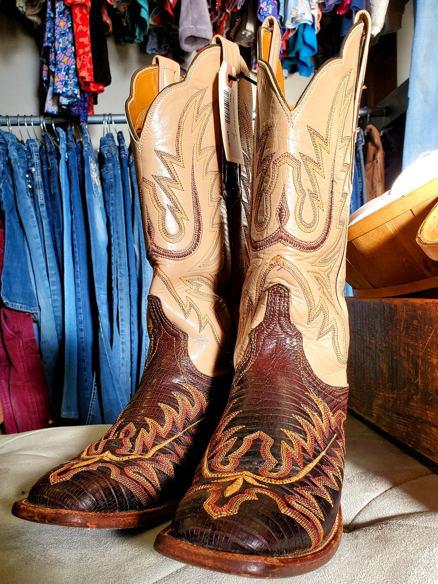 Ladies Lucchese Boots (sz 6)