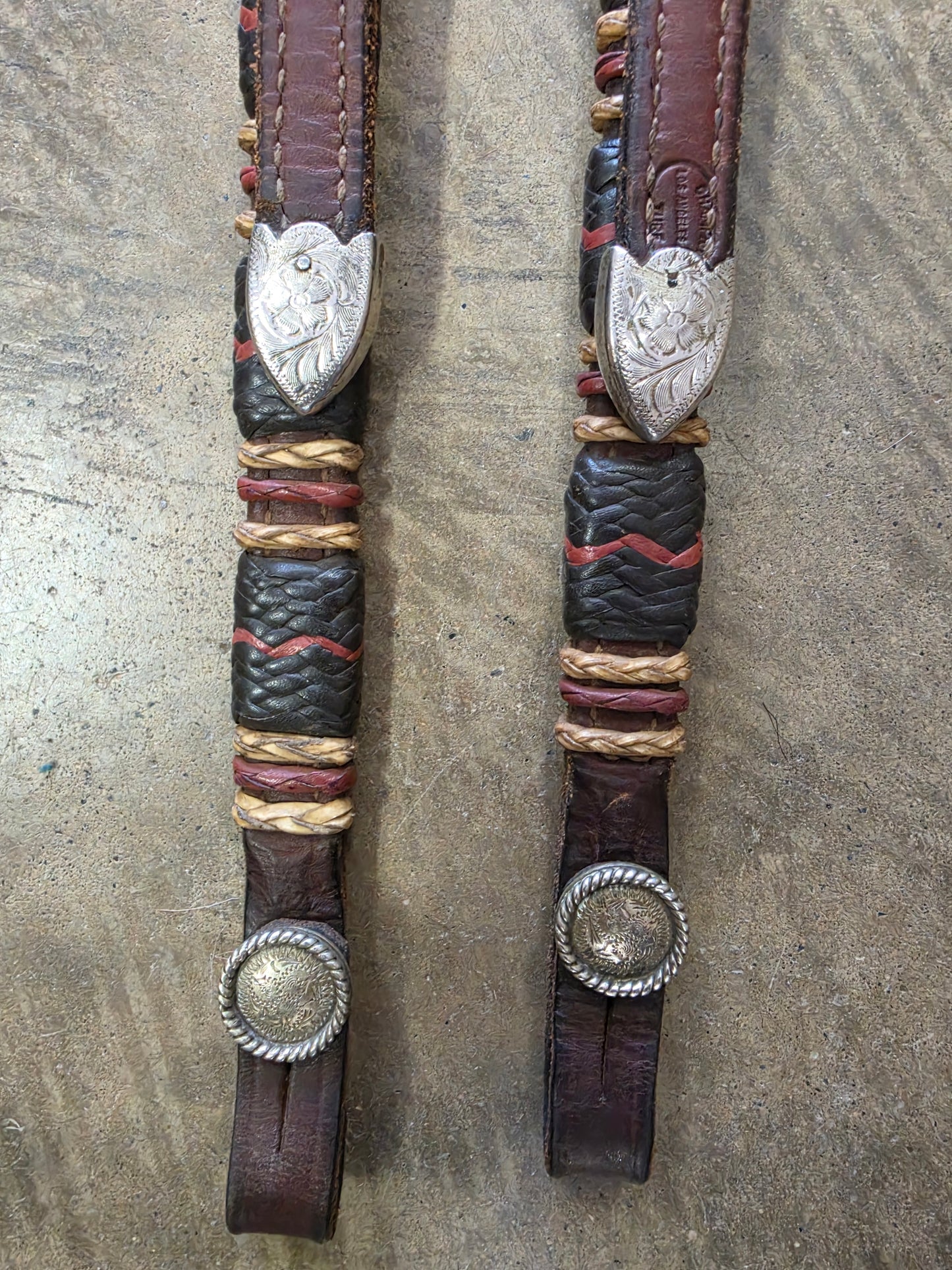 1 Ear Headstall/ Rawhide Details