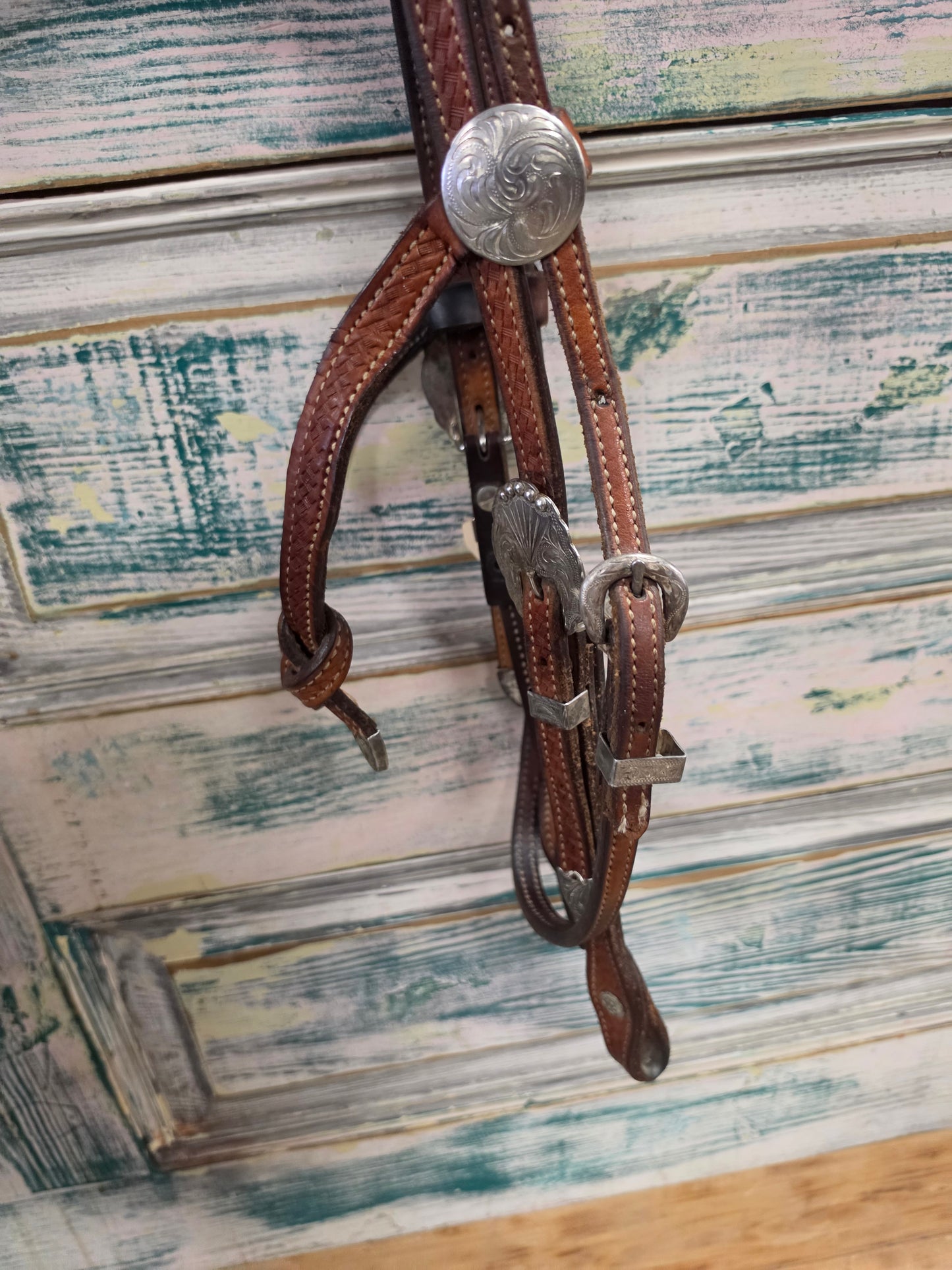 Futurity Knot Headstall                       Silver Buckles