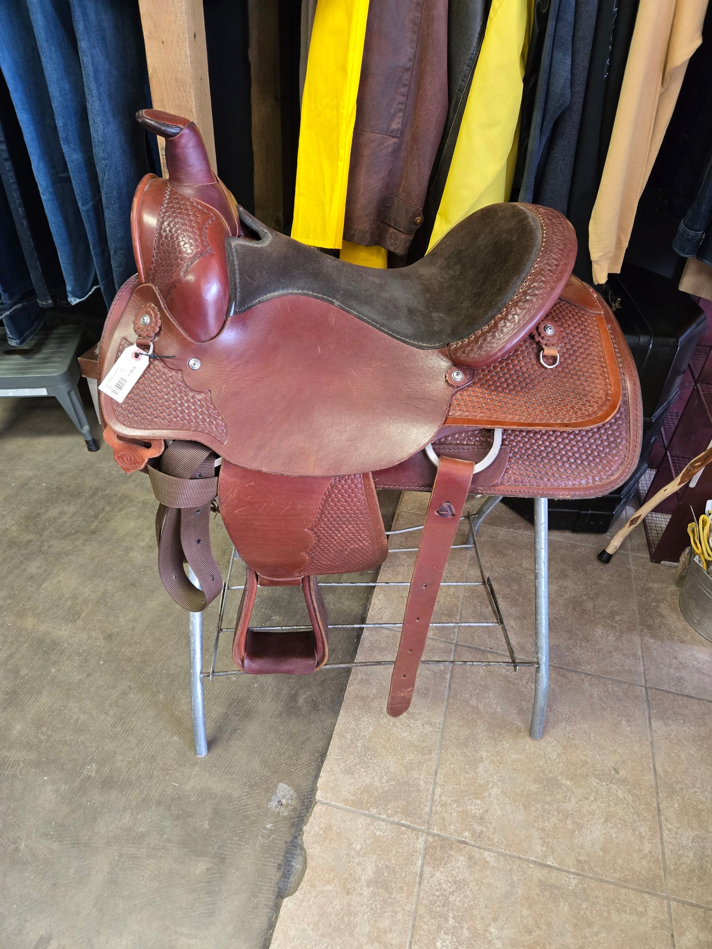 Circle Y Park & Trail Saddle (16.5)