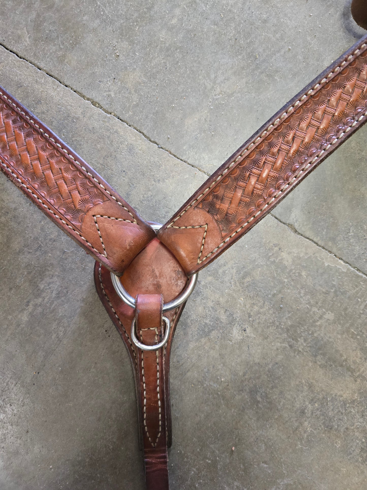 Basket Stamped Breast Collar