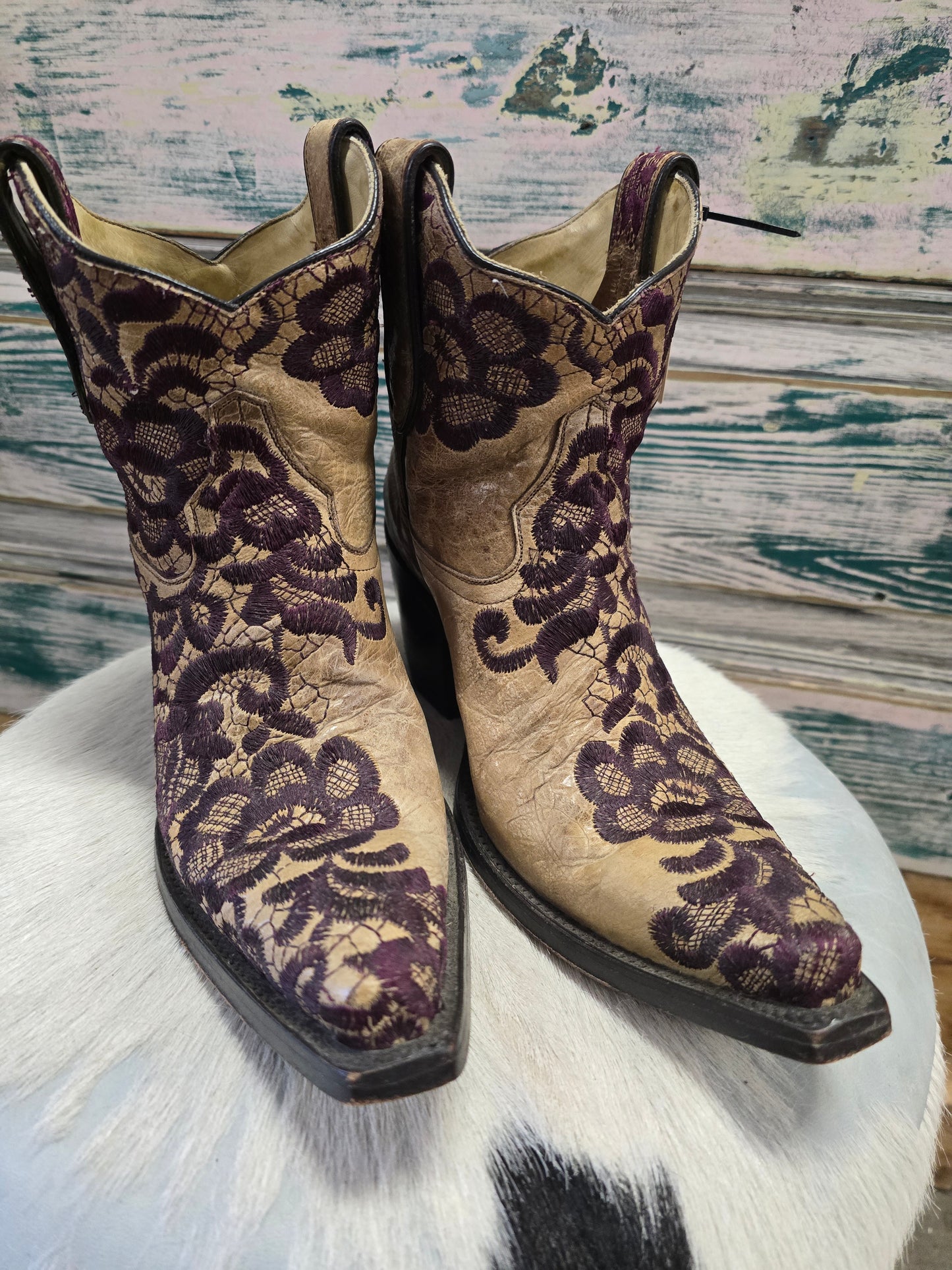 Corral Booties/ Burg. Floral